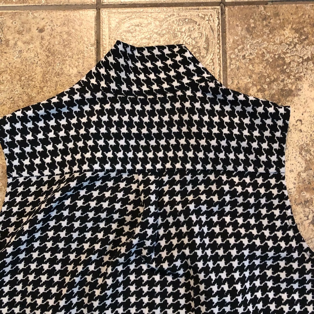 Kasper Black and White Houndstooth Women's Tie Top - Picture 5 of 8